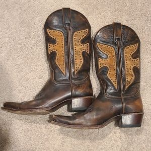 Frye Daisy Duke Cowboy Boots